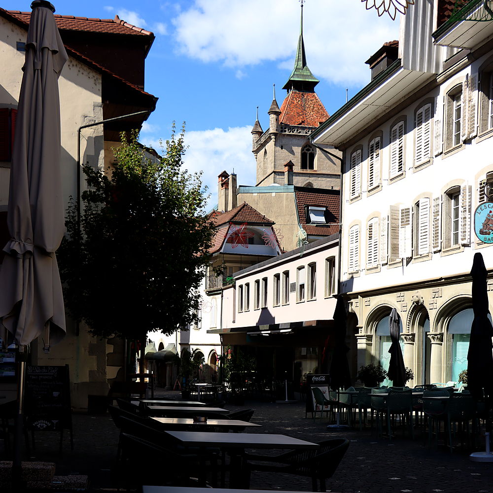 La terrasse, au cœur du bourg